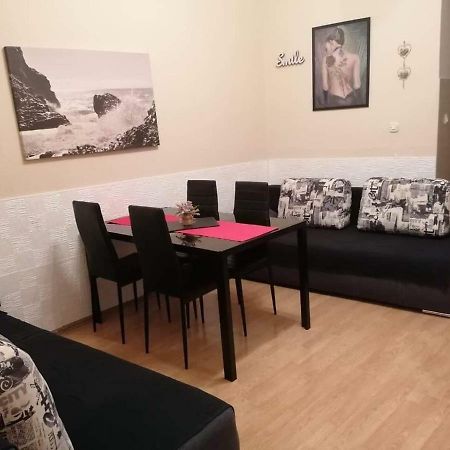 Apartman Miki Pola Esterno foto