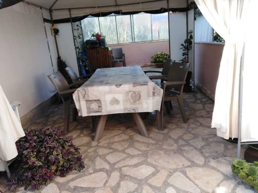 Apartman Miki Pola Esterno foto