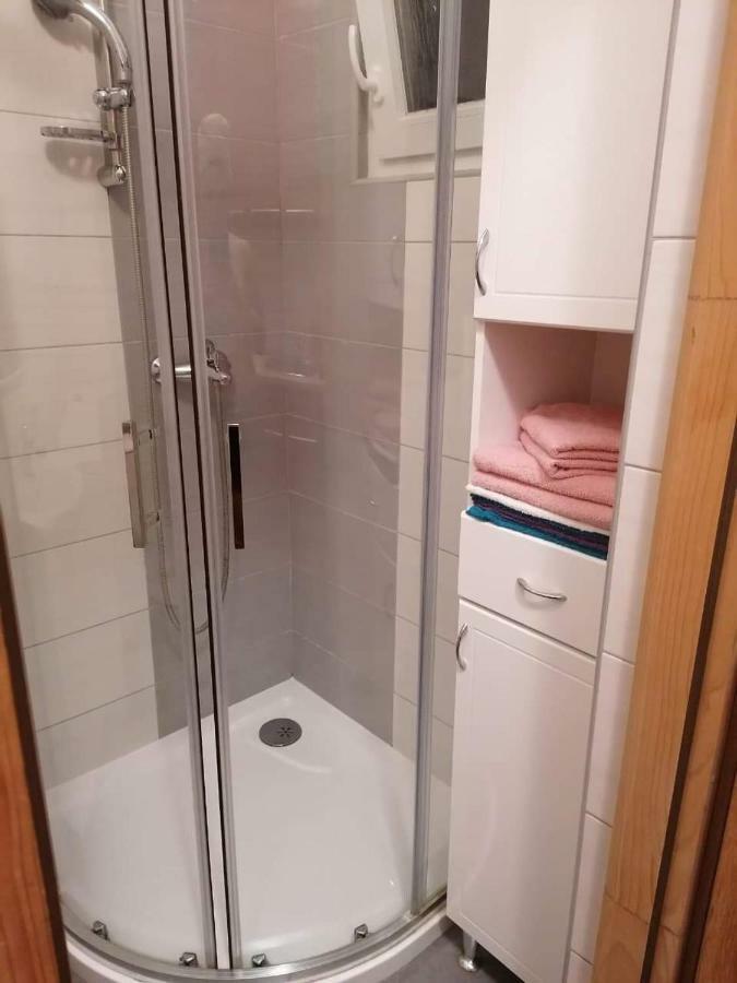 Apartman Miki Pola Esterno foto